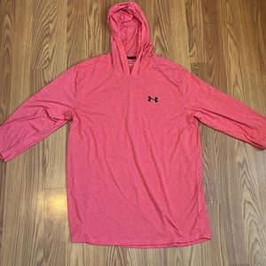 PINK MENS UNDER ARMOUR 3/4 SLEEVE HOODED SHIRT